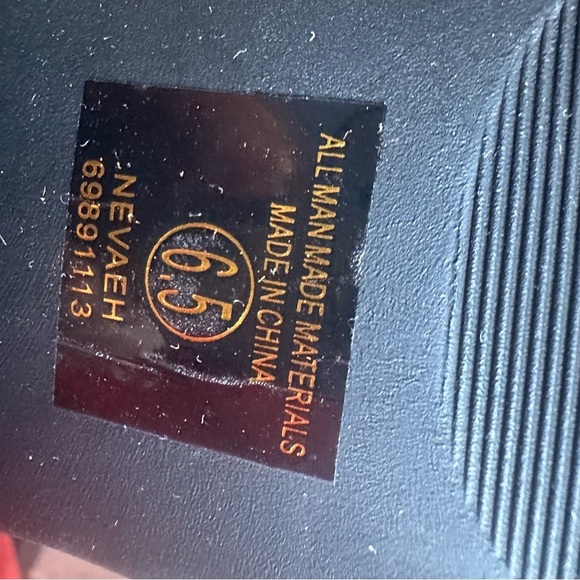 Soda Black Heeled Boots - Picture 3 of 3